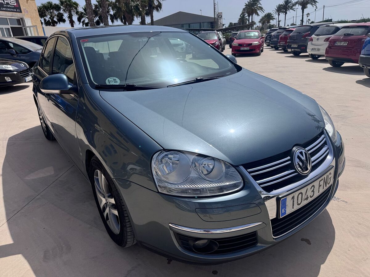VOLKSWAGEN JETTA ADVANCE 1.9 TDI AUTO SPANISH LHD IN SPAIN ONLY 49000 MILES 2007